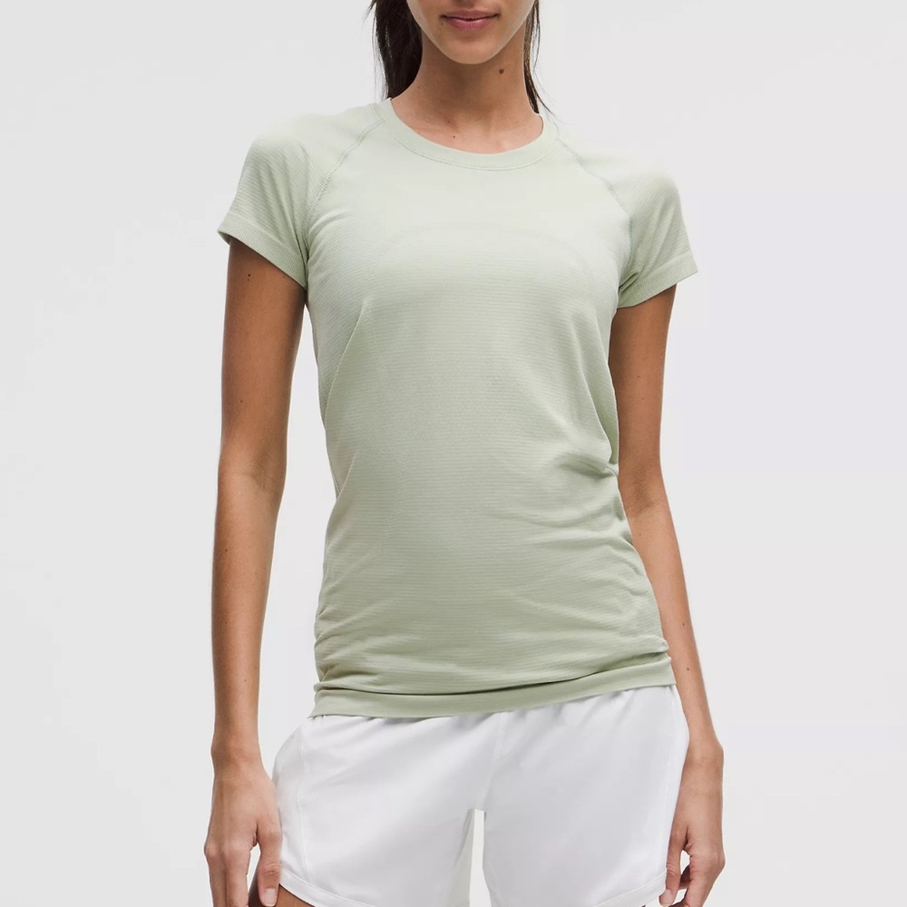lululemon athletica Women's Short Sleeve Swiftly 2.0 Hip Length Tee